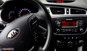 KIA Ceed  | przedni | Manualna | 135 KM | Brązowy full