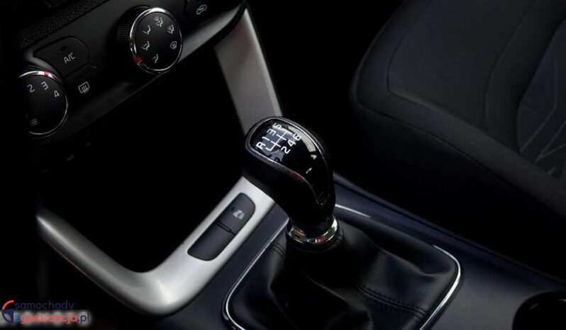 KIA Ceed  | przedni | Manualna | 135 KM | Brązowy full