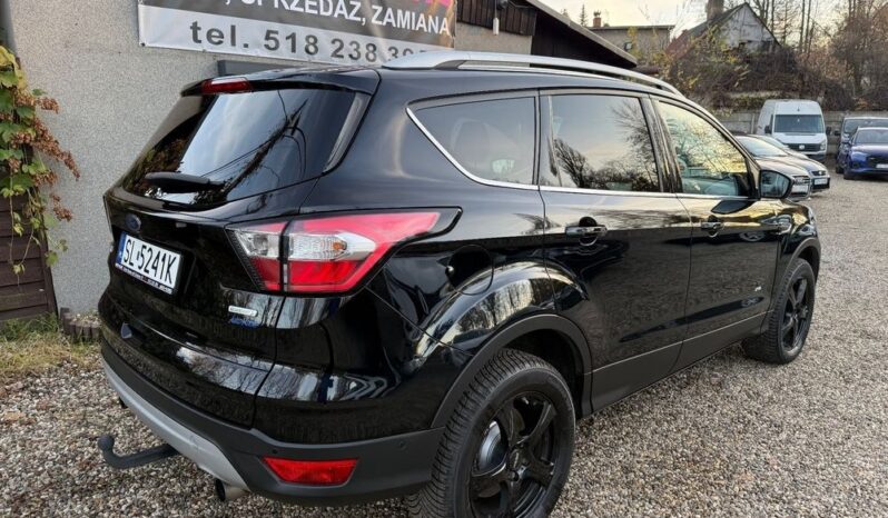 Ford Kuga | 4×4 (stały) | Automatyczna | 182 KM | Czarny full