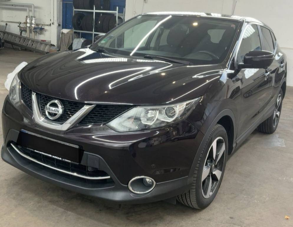 Nissan | 2015 | 1618Cm3 | 137727 Km