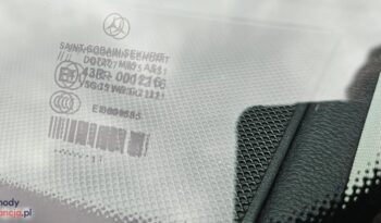MERCEDES-BENZ Klasa E | RWD (tył) | Automatyczna | 184 KM | Czarny full