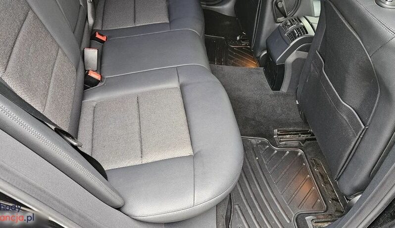 MERCEDES-BENZ Klasa E | RWD (tył) | Automatyczna | 184 KM | Czarny full