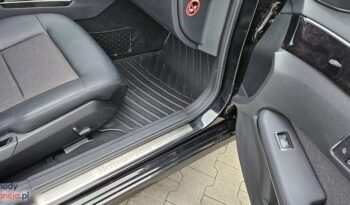 MERCEDES-BENZ Klasa E | RWD (tył) | Automatyczna | 184 KM | Czarny full