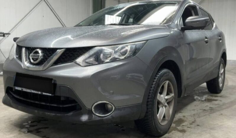 Nissan | 2017 | 1618Cm3 | 147000 Km