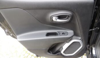 JEEP Renegade  | 4×4 (doł. automatycznie) | Automatyczna | 140 KM | Czarny full