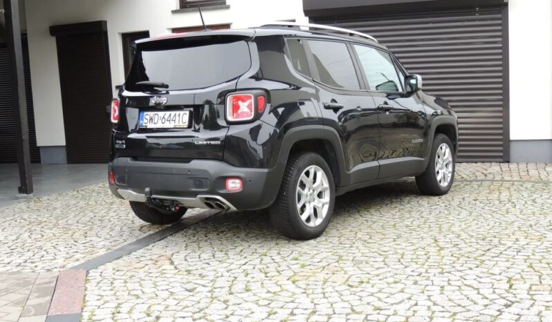 JEEP Renegade  | 4×4 (doł. automatycznie) | Automatyczna | 140 KM | Czarny full