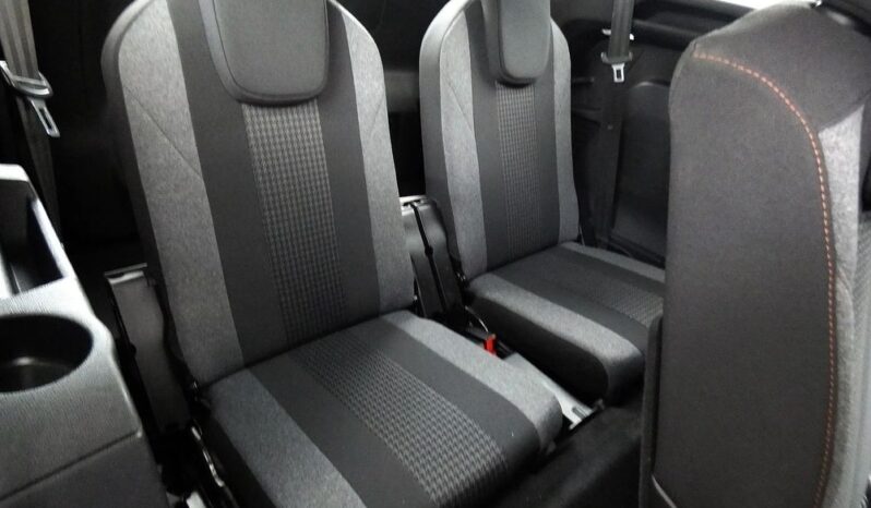 PEUGEOT 5008  | FWD (przód) | Manualna | 130 KM | Inny kolor full