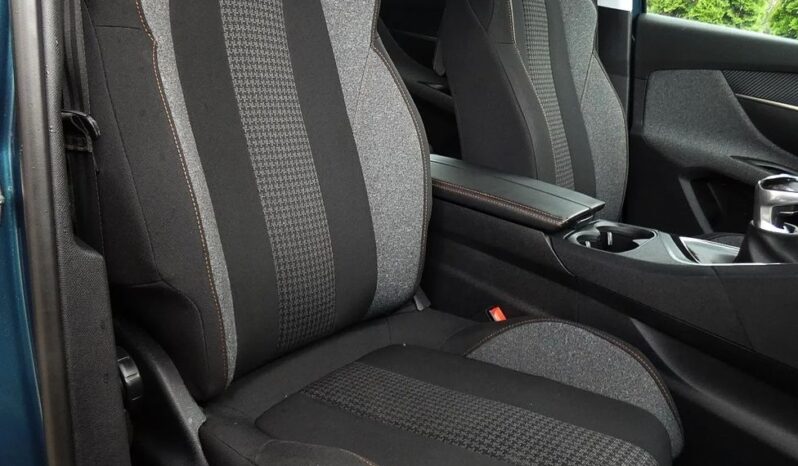 PEUGEOT 5008  | FWD (przód) | Manualna | 130 KM | Inny kolor full