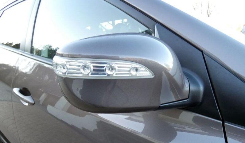 HYUNDAI ix35  | FWD (przód) | Manualna | 135 KM | Brązowy full