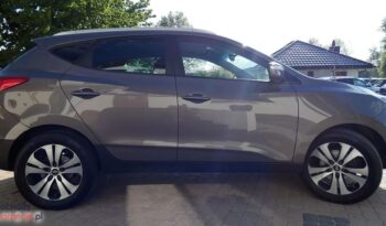 HYUNDAI ix35  | FWD (przód) | Manualna | 135 KM | Brązowy full