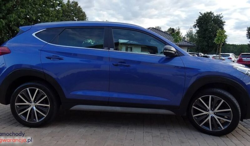 Hyundai Tucson | FWD (przód) | Manualna | 132 KM | Czarny full