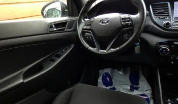 Hyundai Tucson | FWD (przód) | Manualna | 132 KM | Czarny full