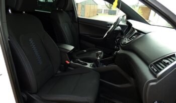 HYUNDAI Tucson  | FWD (przód) | Manualna | 132 KM | Czarny full