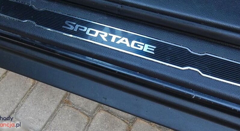 KIA Sportage  | FWD (przód) | Manualna | 115 KM | Szary full
