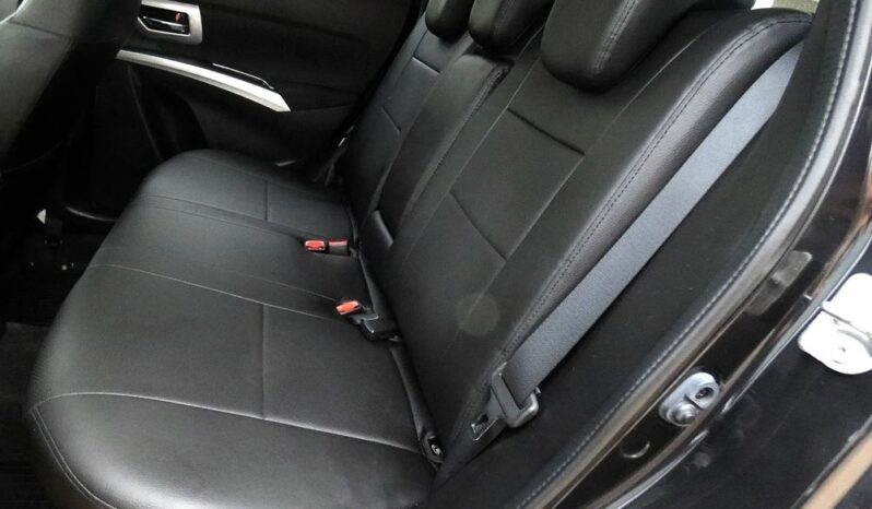 SUZUKI SX4  | FWD (przód) | Manualna | 111 KM | Czarny full