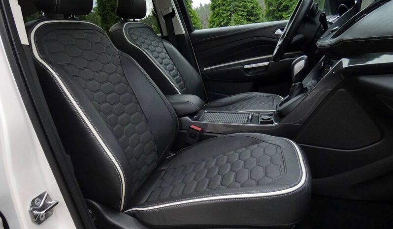 FORD Kuga  | 4×4 (doł. automatycznie) | Automatyczna | 182 KM | Biały full