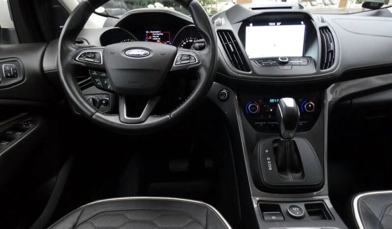FORD Kuga  | 4×4 (doł. automatycznie) | Automatyczna | 182 KM | Biały full