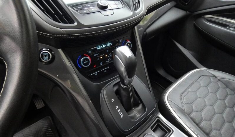 FORD Kuga  | 4×4 (doł. automatycznie) | Automatyczna | 182 KM | Biały full