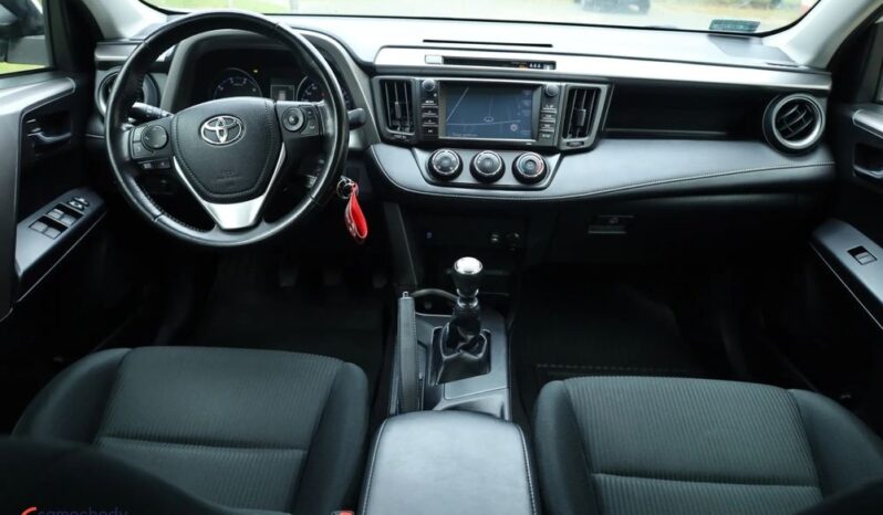 TOYOTA RAV4  | FWD (przód) | Manualna | 143 KM | Biały full
