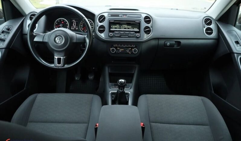 VOLKSWAGEN Tiguan  | FWD (przód) | Manualna | 122 KM | Brązowy full