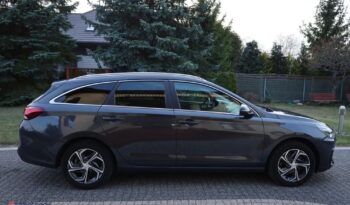 HYUNDAI I30  | FWD (przód) | Manualna | 110 KM | Granatowy full