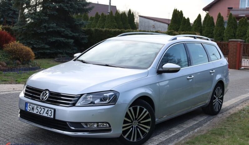 VOLKSWAGEN Passat  | 4×4 (stały) | Automatyczna | 177 KM | Srebrny