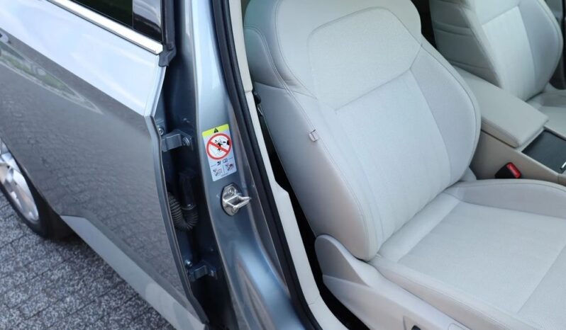 SKODA Superb  | FWD (przód) | Automatyczna | 190 KM | Niebieski full