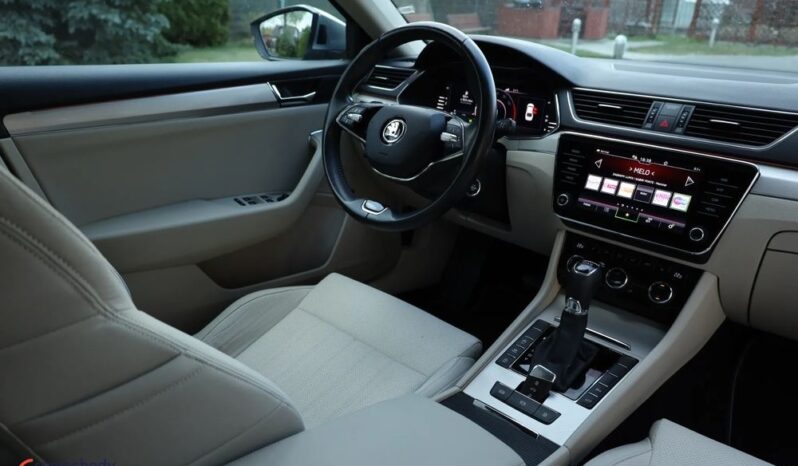 SKODA Superb  | FWD (przód) | Automatyczna | 190 KM | Niebieski full
