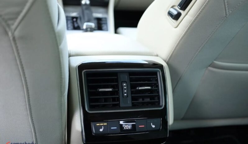 SKODA Superb  | FWD (przód) | Automatyczna | 190 KM | Niebieski full