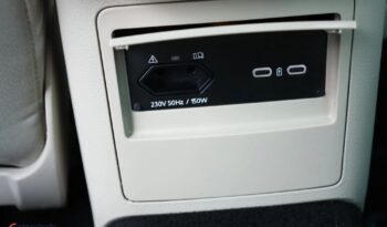 SKODA Superb  | FWD (przód) | Automatyczna | 190 KM | Niebieski full