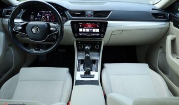 SKODA Superb  | FWD (przód) | Automatyczna | 190 KM | Niebieski full