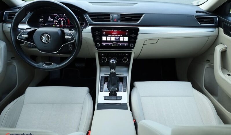 SKODA Superb  | FWD (przód) | Automatyczna | 190 KM | Niebieski full
