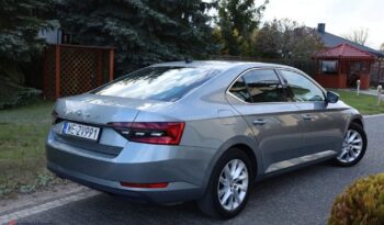 SKODA Superb  | FWD (przód) | Automatyczna | 190 KM | Niebieski full