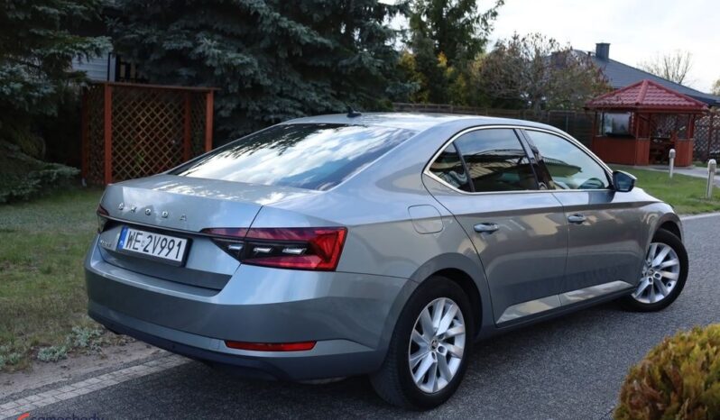 SKODA Superb  | FWD (przód) | Automatyczna | 190 KM | Niebieski full