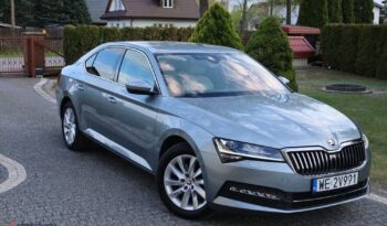 SKODA Superb  | FWD (przód) | Automatyczna | 190 KM | Niebieski full