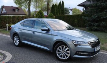 SKODA Superb  | FWD (przód) | Automatyczna | 190 KM | Niebieski full