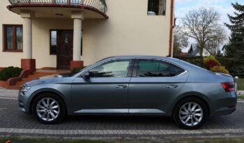 SKODA Superb  | FWD (przód) | Automatyczna | 190 KM | Niebieski full