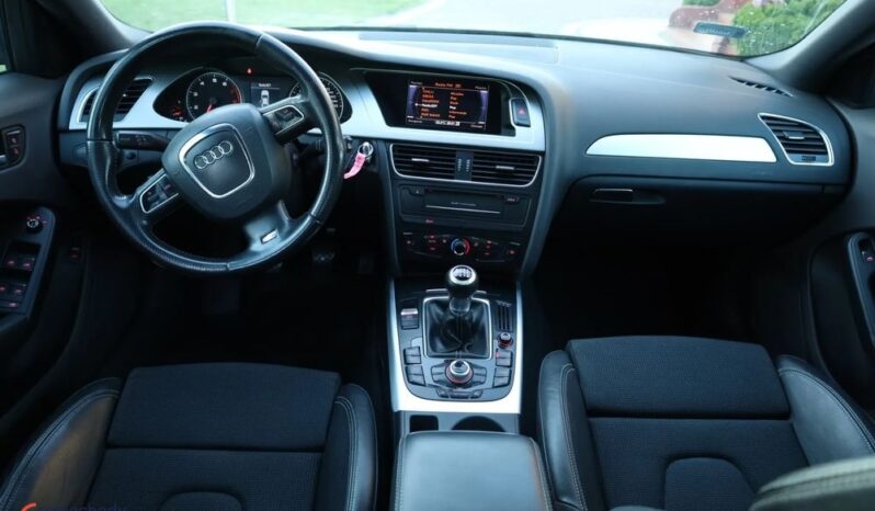 AUDI A4 Limousine | FWD (przód) | Manualna | 120 KM | Czarny full