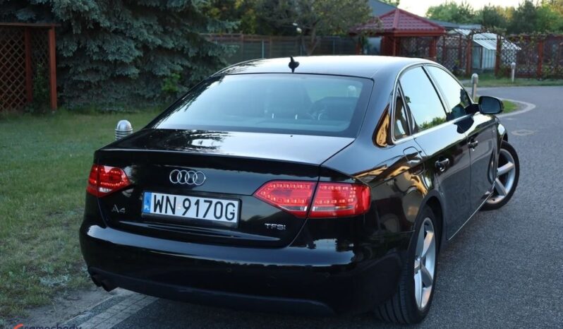 AUDI A4 Limousine | FWD (przód) | Manualna | 120 KM | Czarny full
