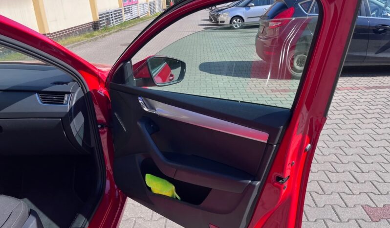 SKODA Octavia  | FWD (przód) | Automatyczna | 115 KM | Czerwony full
