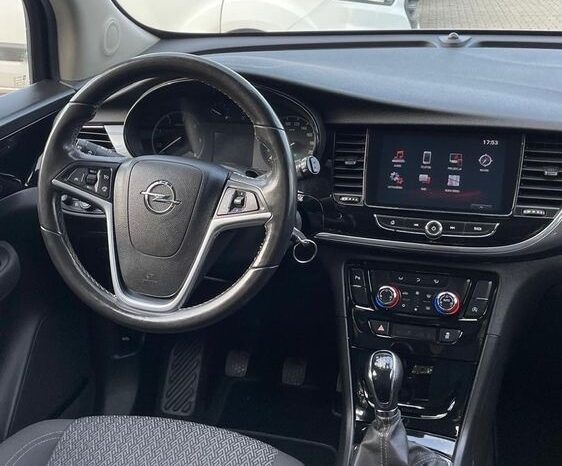 Opel Mokka | FWD (przód) | Manualna | 110 KM | Srebrny full