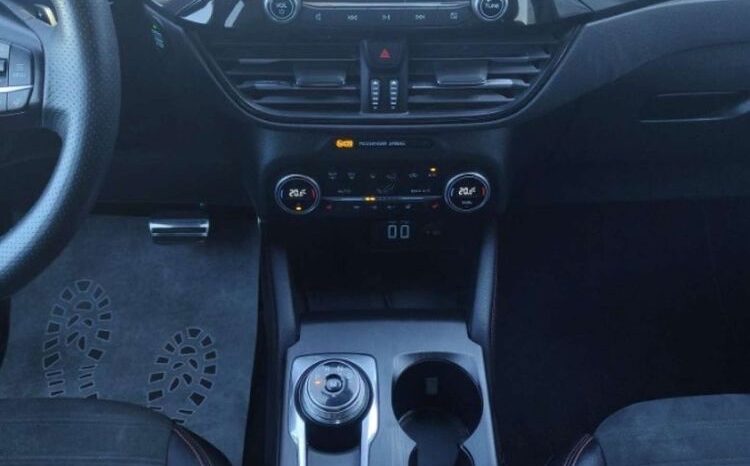 FORD Kuga  | 4×4 (doł. automatycznie) | Automatyczna | 190 KM | Szary full