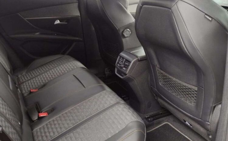 PEUGEOT 3008  | FWD (przód) | Automatyczna | 225 KM | Czerwony full