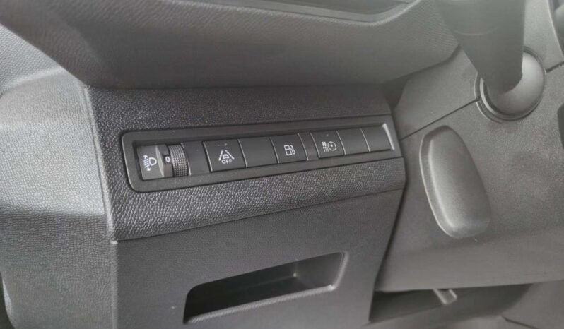 PEUGEOT 3008  | FWD (przód) | Automatyczna | 225 KM | Czerwony full