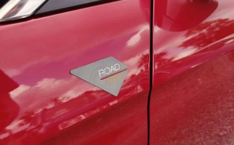 PEUGEOT 3008  | FWD (przód) | Automatyczna | 225 KM | Czerwony full