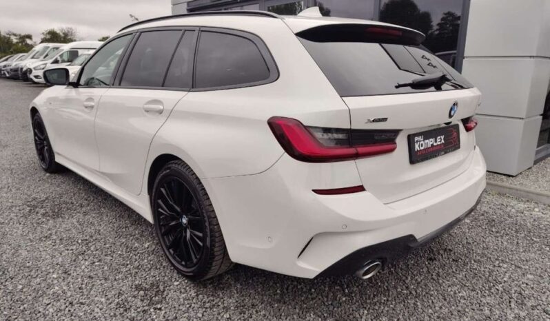 BMW Seria 3 | 4×4 (doł. automatycznie) | Automatyczna | 190 KM | Biały full
