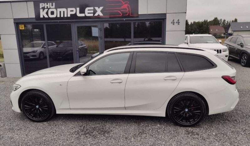 BMW Seria 3 | 4×4 (doł. automatycznie) | Automatyczna | 190 KM | Biały full