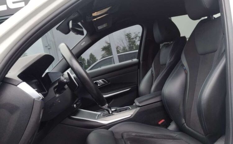 BMW Seria 3 | 4×4 (doł. automatycznie) | Automatyczna | 190 KM | Biały full