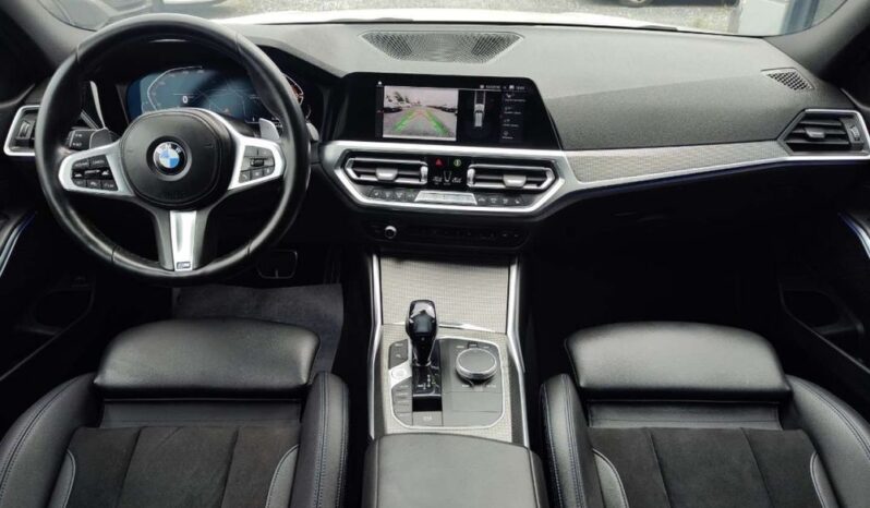 BMW Seria 3 | 4×4 (doł. automatycznie) | Automatyczna | 190 KM | Biały full