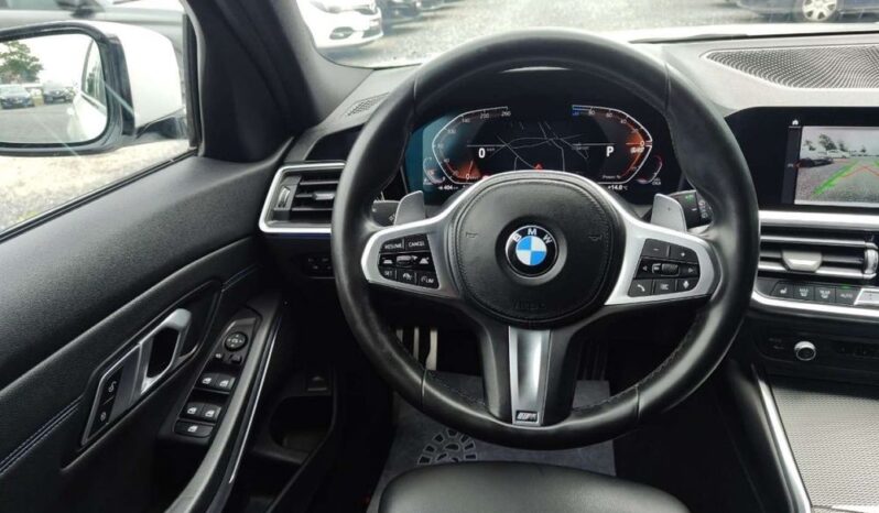 BMW Seria 3 | 4×4 (doł. automatycznie) | Automatyczna | 190 KM | Biały full